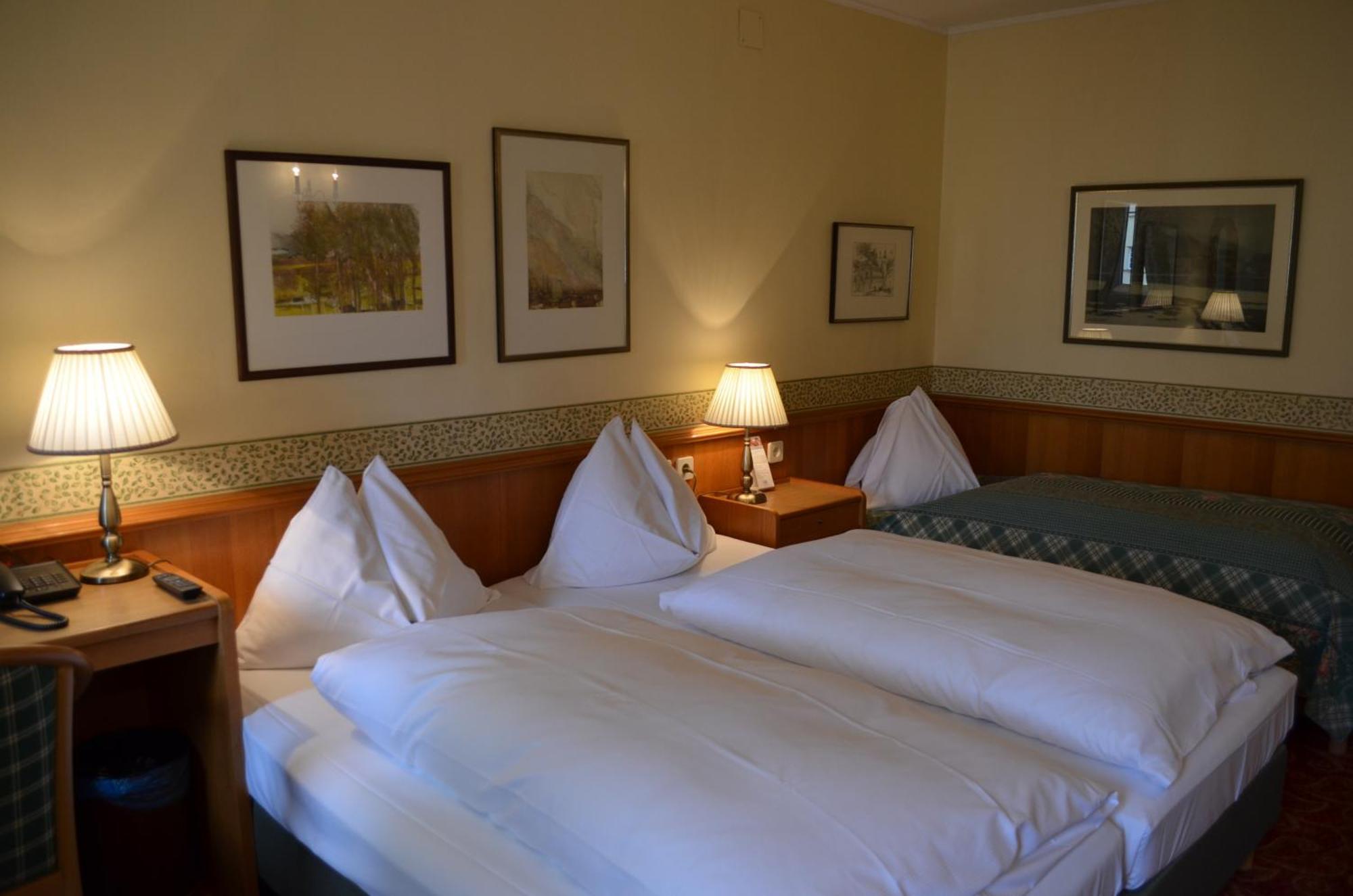 Hotel Jaeger - Family Tradition Since 1911 Wiedeń Pokój zdjęcie